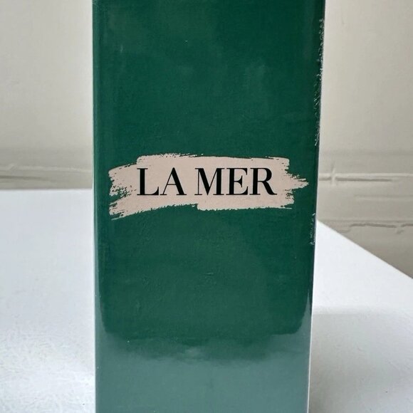 La Mer The Concentrate 50ml (1.7oz) – Luxury Soothing Serum Pack of 2 - Picture 4 of 4